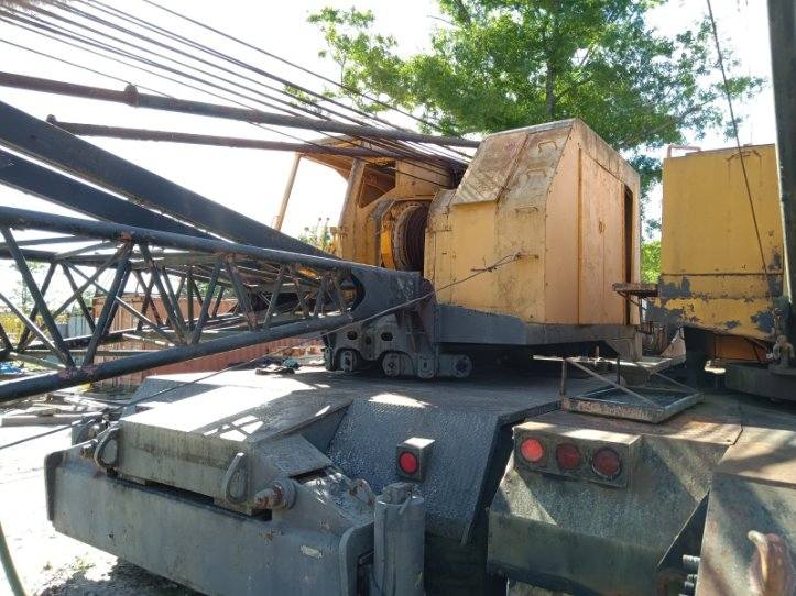 Used Bucyrus Erie 60T Crane